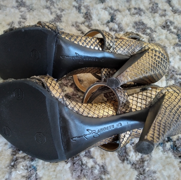 Report Signature scrappy sandals, size 5 - Picture 2 of 3